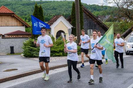 FOTO  Slovenske olimpijske sanje ponesli širom naše občine 26